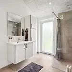 4 Bedroom In *