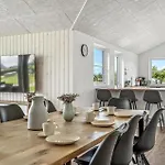 4 Bedroom In * Tarm
