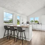Ferienhaus 4 Bedroom In Tarm
