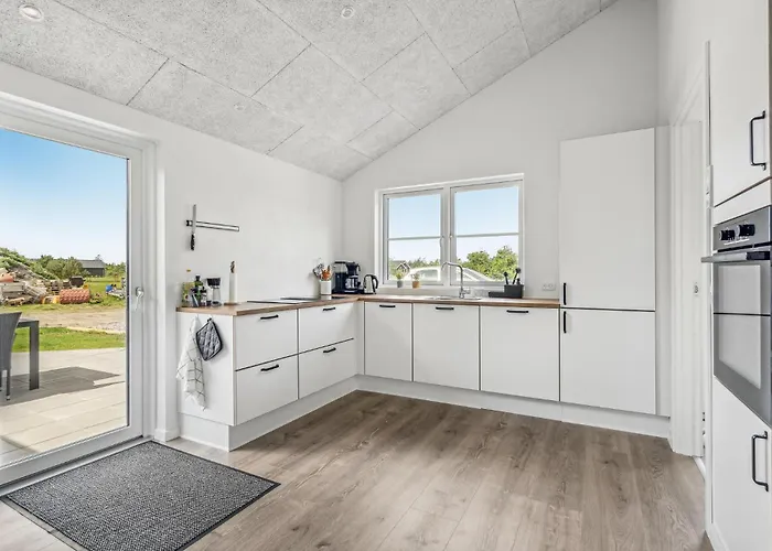 4 Bedroom In Дом отдыха *