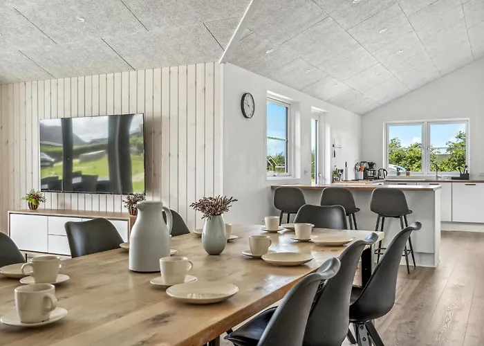 4 Bedroom In * Tarm